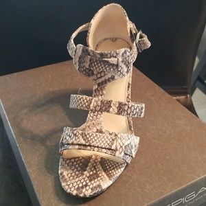 Via Spiga Sandals
